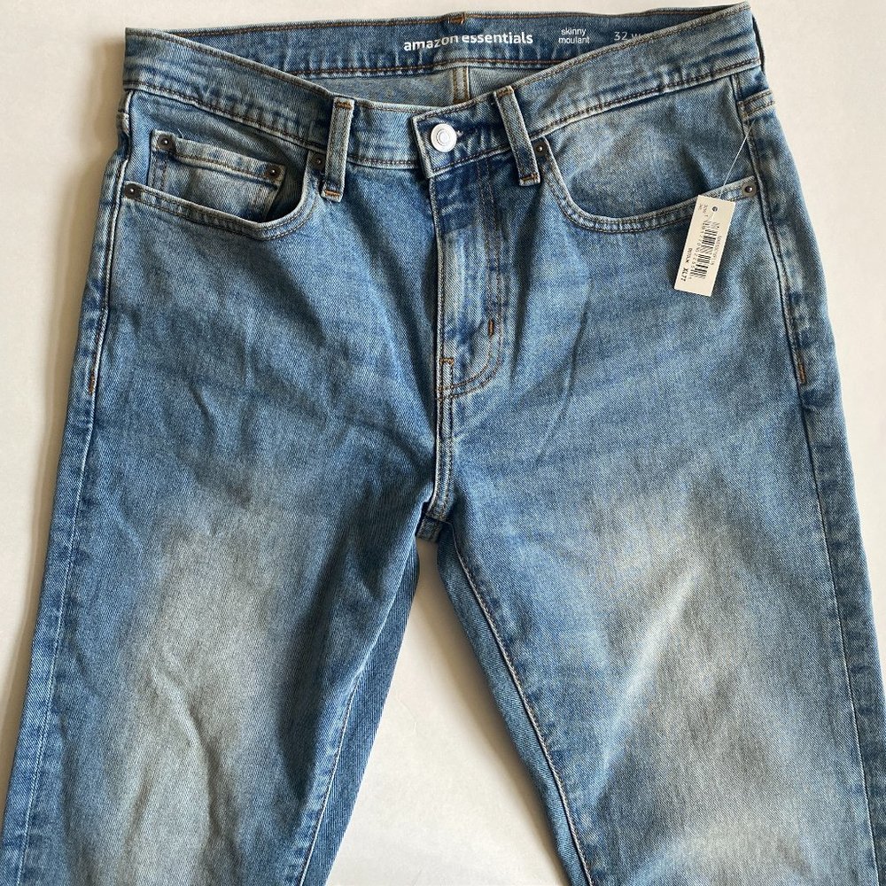 Amazon Essentials Mens Skinny Stretch Faded Blue Wash Jeans 32 x 34 NEW w/tags
